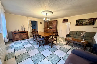  maison esqueheries 02170