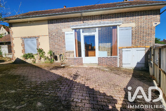  maison estissac 10190