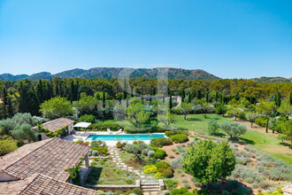  maison eygalieres 13810