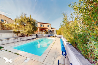  maison eyguieres 13430