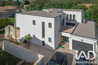  maison eyguieres 13430
