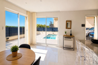  maison farges 01550