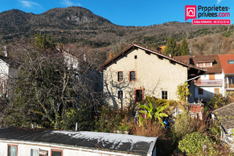  maison farges 01550
