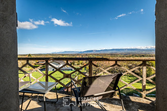  maison farges 01550
