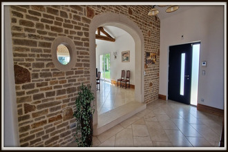  maison feillens 01570