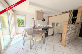  maison fille 72210
