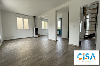  maison fleurines 60700