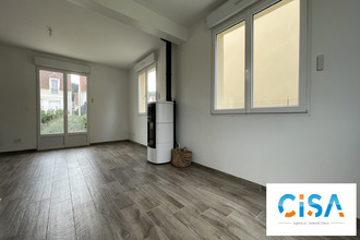  maison fleurines 60700