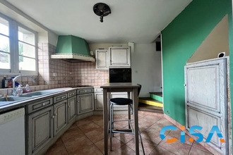  maison fleurines 60700