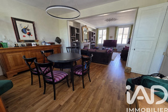  maison fleurines 60700