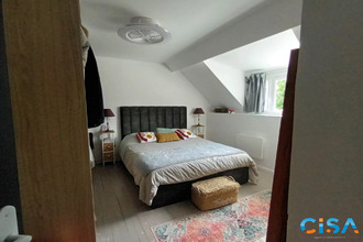  maison fleurines 60700