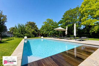  maison fleurines 60700