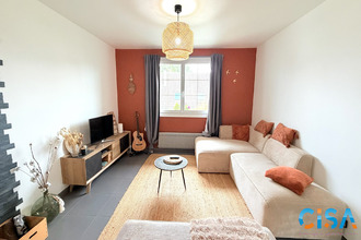  maison fleurines 60700