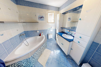  maison floure 11800
