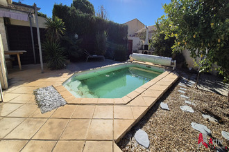  maison fourques 30300