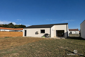  maison froidfond 85300
