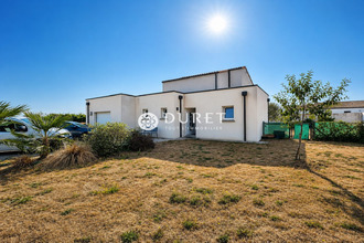  maison froidfond 85300