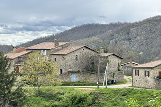  maison genestelle 07530