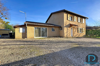  maison genouilleux 01090