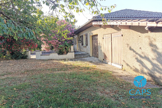  maison giroussens 81500