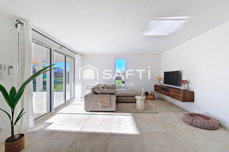  maison giroussens 81500