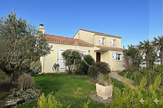  maison givrand 85800