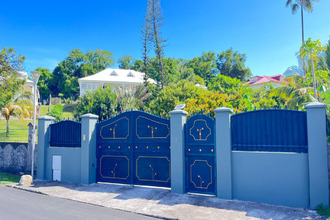  maison gourbeyre 97113