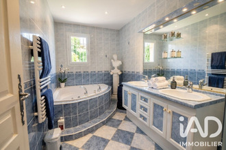  maison grambois 84240