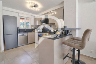  maison greoux-les-bains 04800