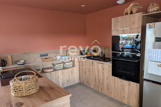  maison grillon 84600