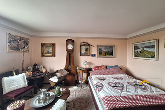  maison grillon 84600