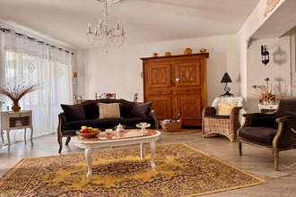  maison grillon 84600
