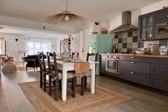  maison grillon 84600