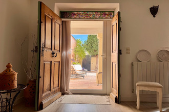  maison grillon 84600