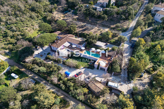  maison grimaud 83310