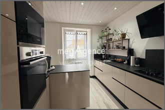  maison grues 85580