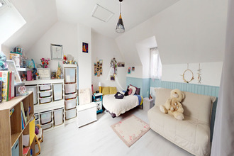  maison guichainville 27930