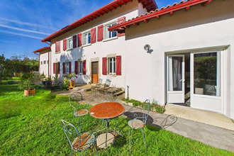  maison guiche 64520