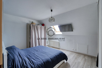  maison guignes 77390