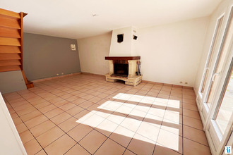  maison isneauville 76230