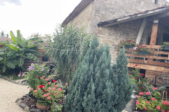  maison isserteaux 63270