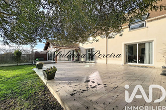  maison issou 78440