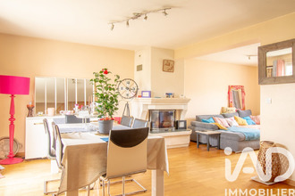  maison issou 78440