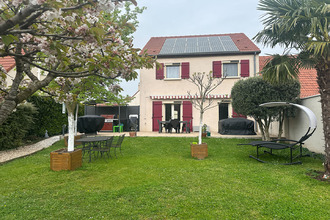  maison issou 78440