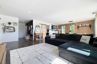  maison jaillans 26300