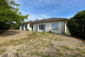  maison jardres 86800