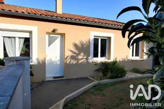  maison jardres 86800
