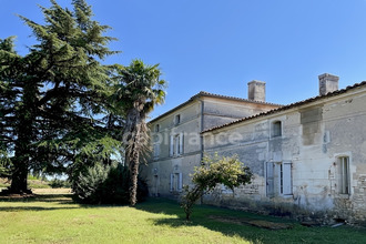  maison jarnac 16200