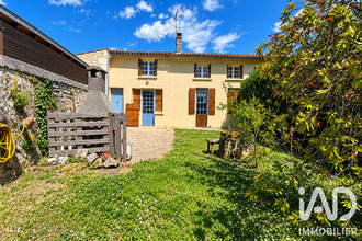  maison jazennes 17260