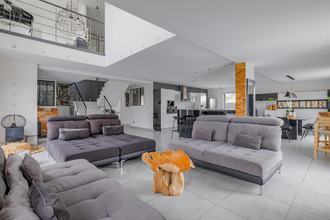  maison jons 69330